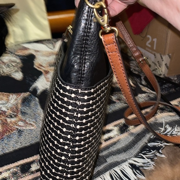 $25 (ππΌππ πΎππΌππΎπ)FOSSIL FIONA CROSSBODY - Picture 14 of 15